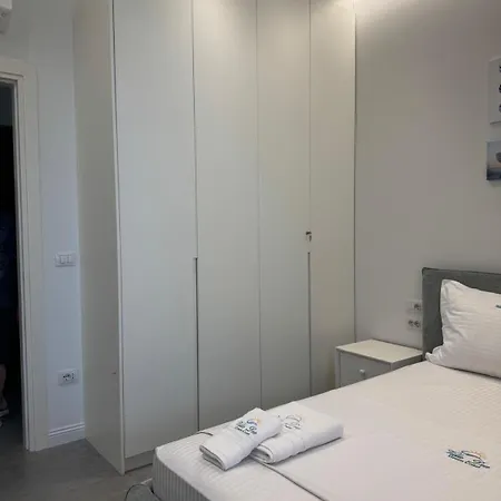 Dea Coast Apartment Paljasa